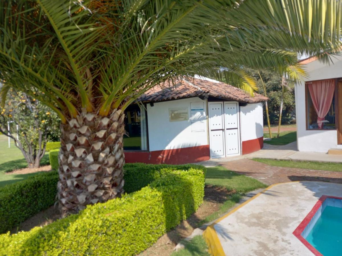 Hm Hotel El Rancho Las Margaritas Valle de Bravo Eksteriør billede